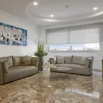 Bristol Hotel 3*