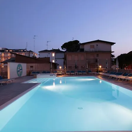 Hotell Bristol 3*
