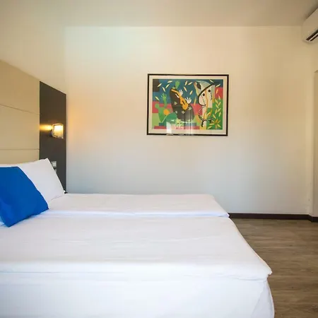 Bristol 3* كاوْرلي